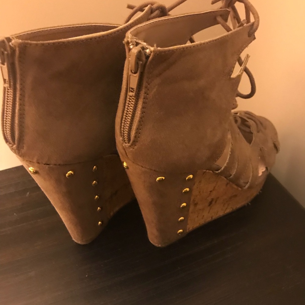 Madison Lace-Up wedges - Picture 8 of 8